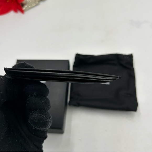 Saint Laurent Paris credit card case in smooth black leather made in Italy NWT - Picture 7 of 8